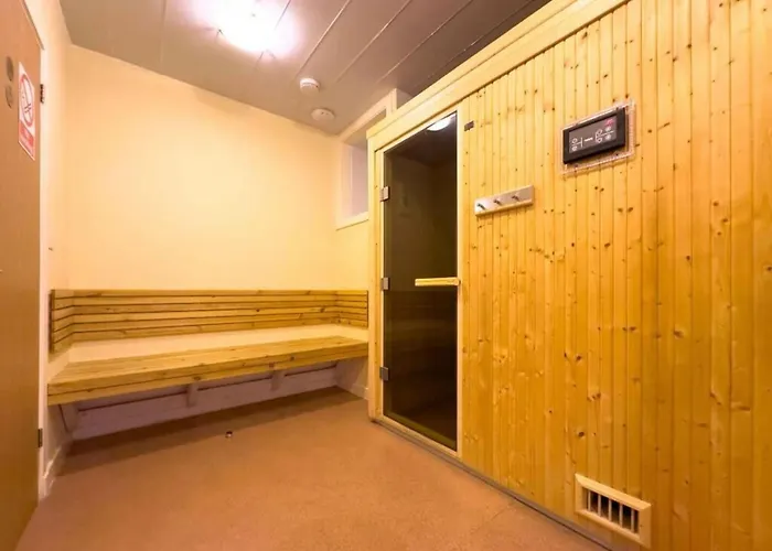 Oyo Eastbank Hotel, Speyside Scotland