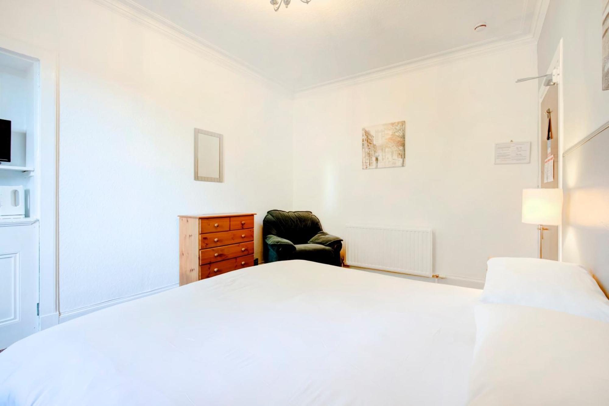 Eastbank Hotel Rothes