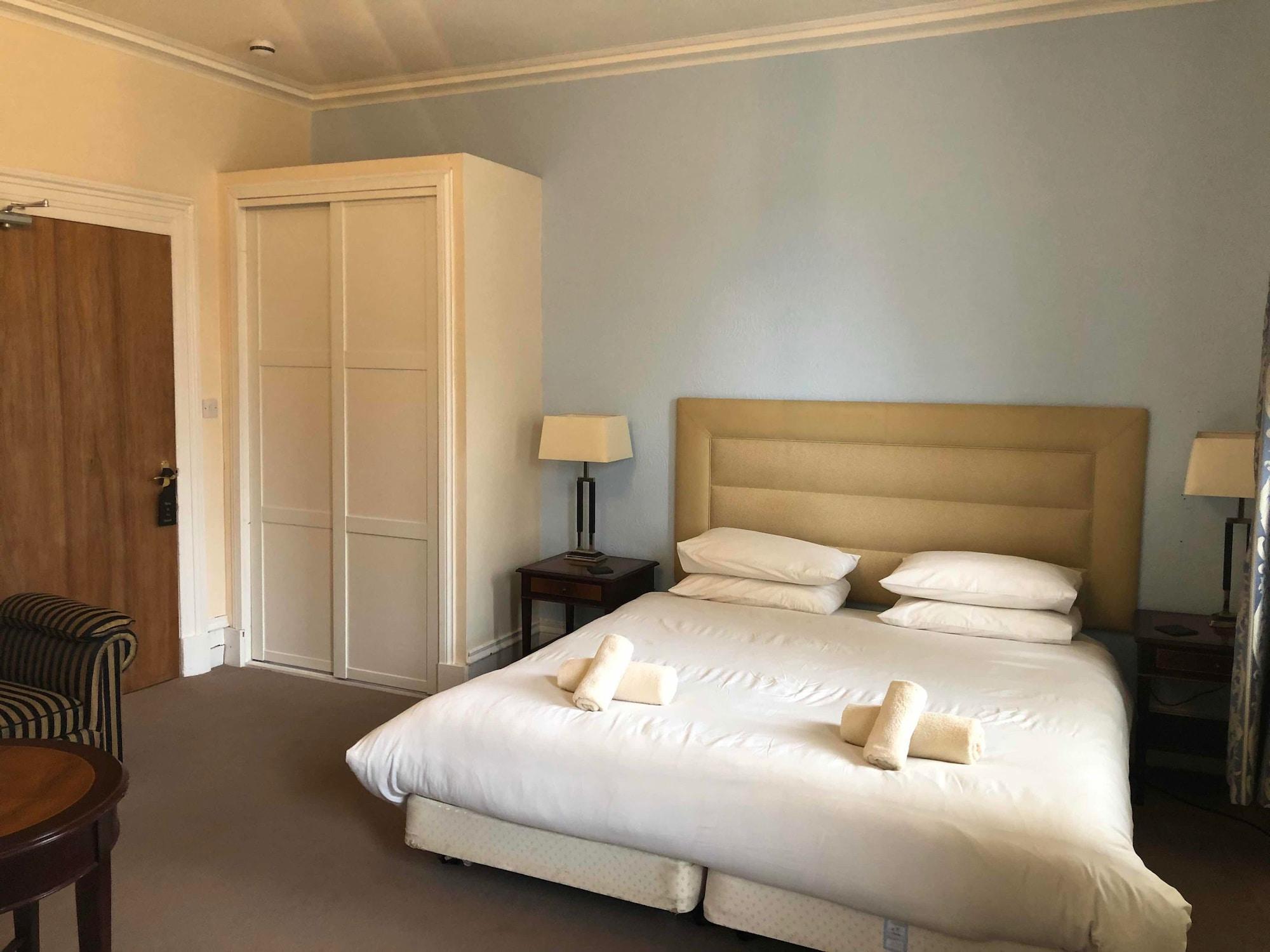 Hotel Oyo Eastbank Hotel, Speyside Scotland