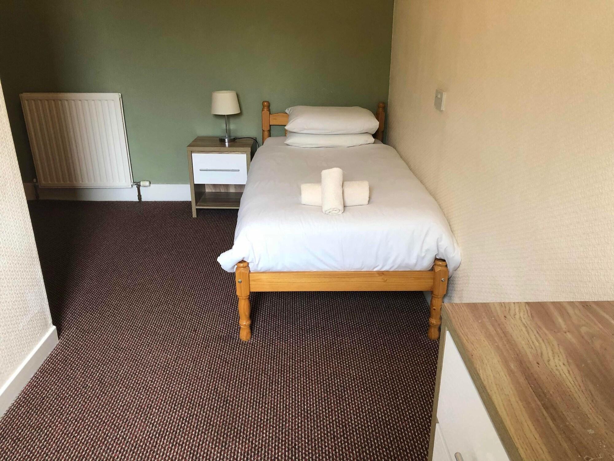 Oyo Eastbank Hotel, Speyside Scotland 3* Rothes